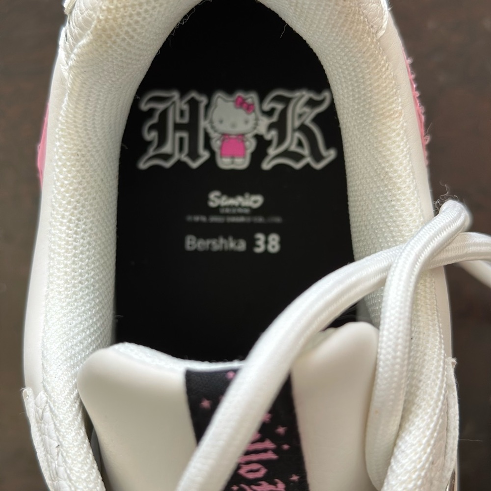 Hello Kitty sneakers platform - Picture 6 of 6